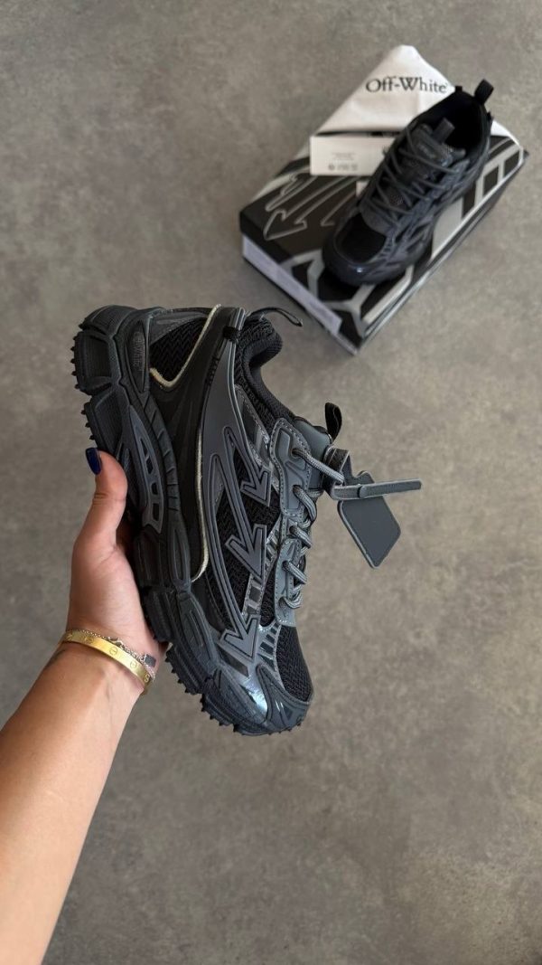 Off&White New 2050