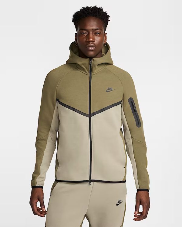 Nike Tech Fleece Ceket