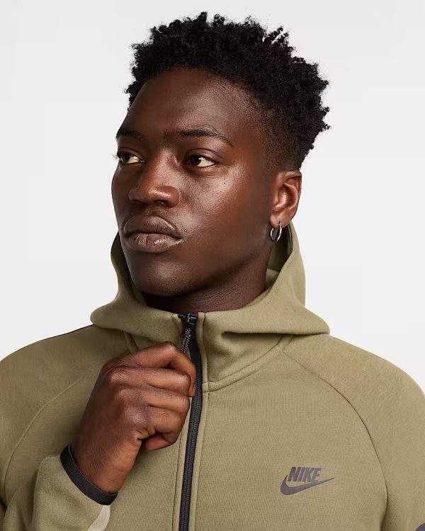 Nike Tech Fleece Ceket