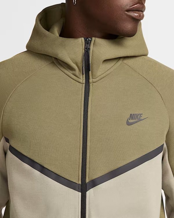 Nike Tech Fleece Ceket