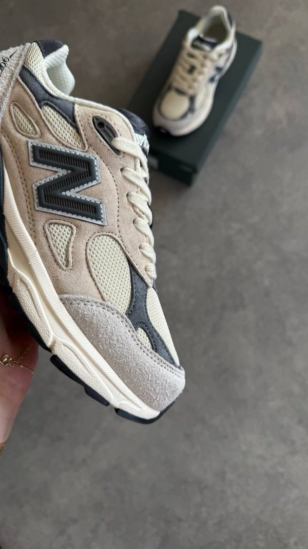 New Balance 990 v3 Moonbeam Men