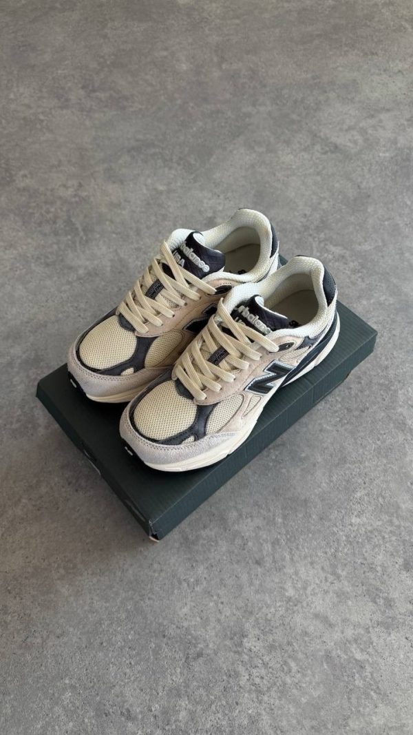New Balance 990 v3 Moonbeam Men