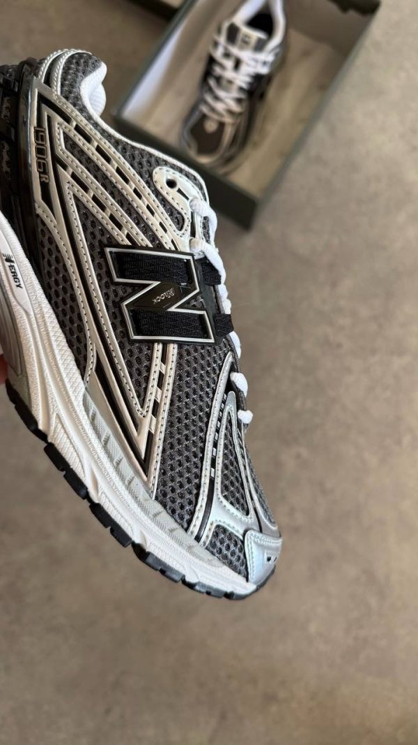 New Balance 1906 Silver Metallic U1906rcg