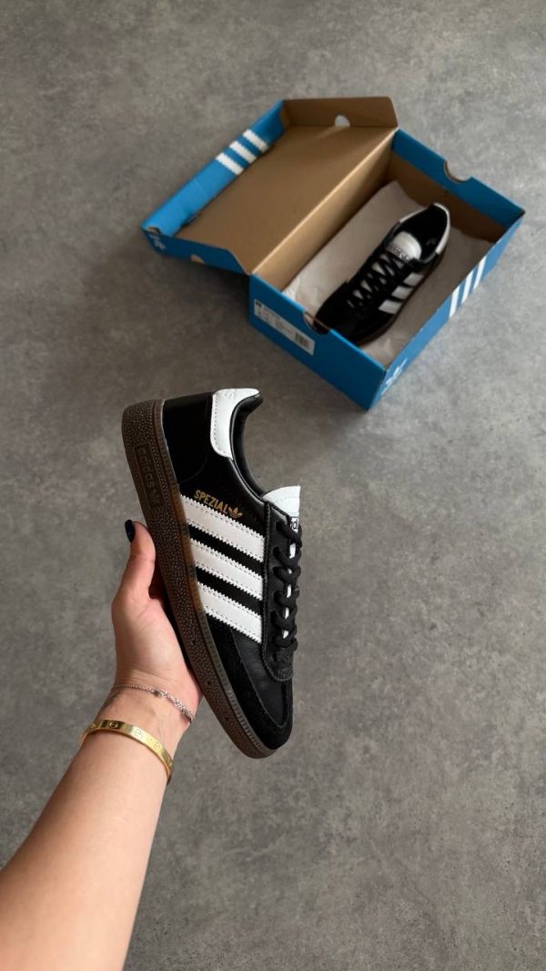 HANDBALL Spezial | CORE BLACK