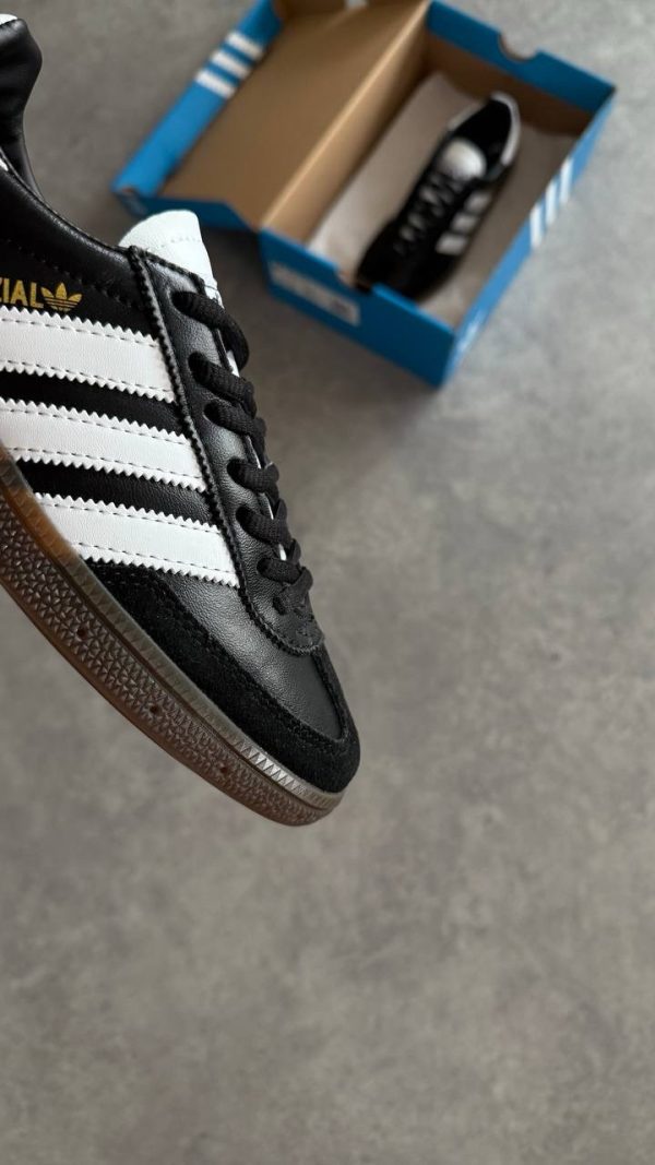 HANDBALL Spezial | CORE BLACK