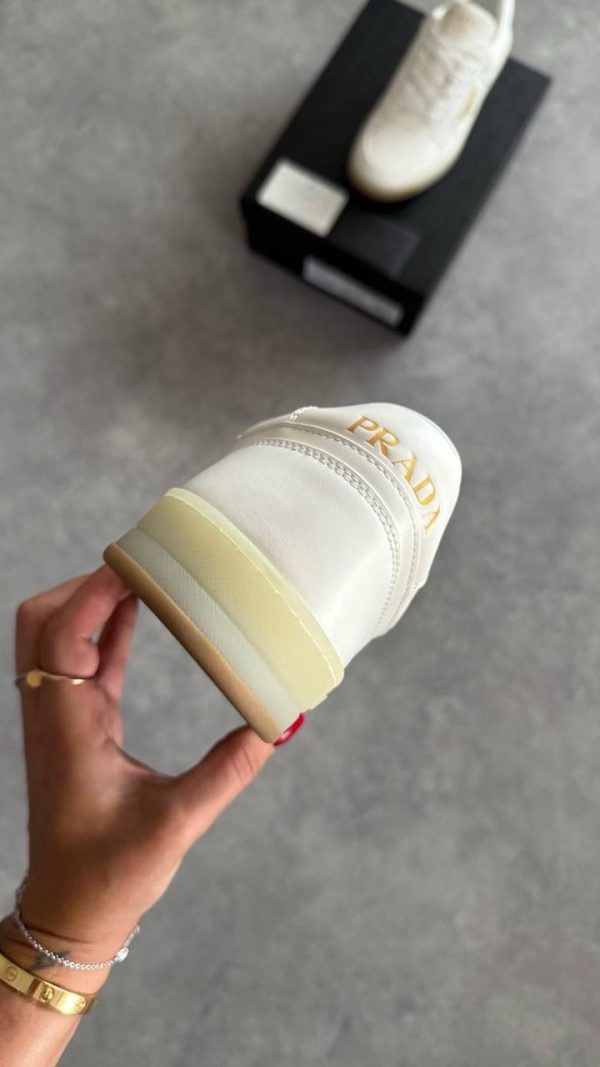 Prada new Cream