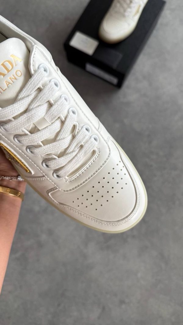 Prada new Cream