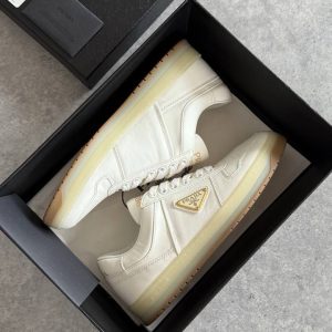 Prada new Cream