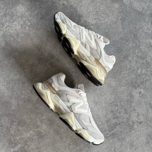 New Balance  9060 OatMeal