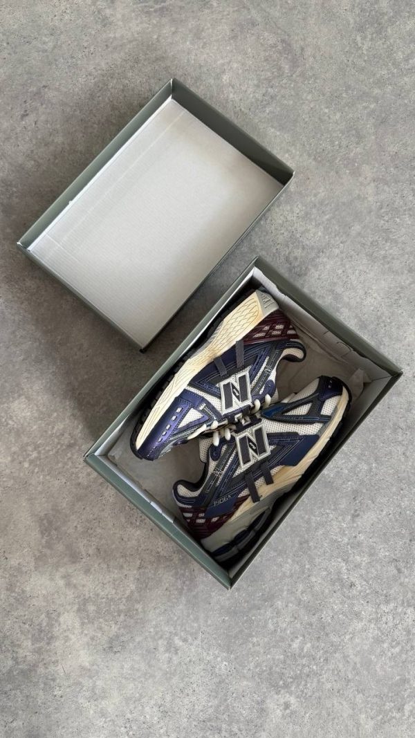 New Balance 1906A Inkwell Sea Salt