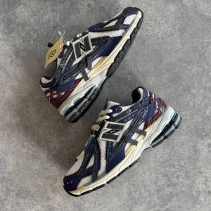 New Balance 1906A Inkwell Sea Salt