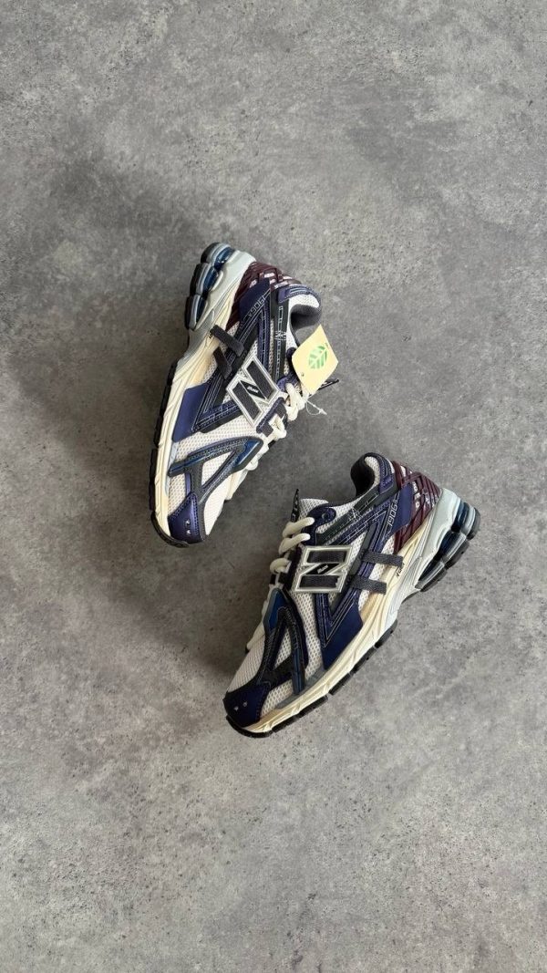 New Balance 1906A Inkwell Sea Salt