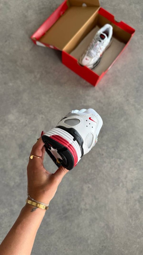 Nike  P-6000 Platinum VARSİTY RED