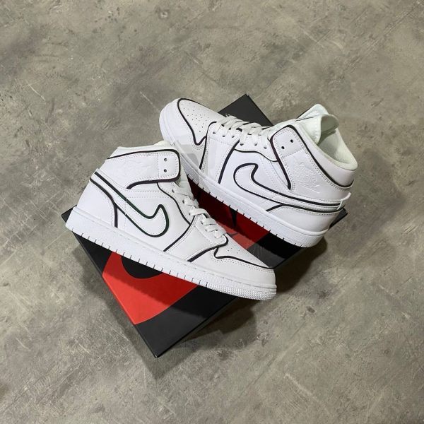 Air Jordan 1 Mid SE Iridescent Reflective