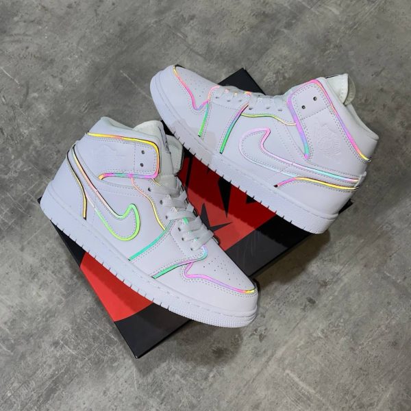 Air Jordan 1 Mid SE Iridescent Reflective