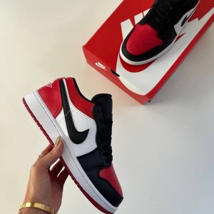 Nike Air Jordan 1 Low Bred Toe