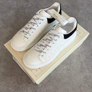 MCQUEEN SÜET
