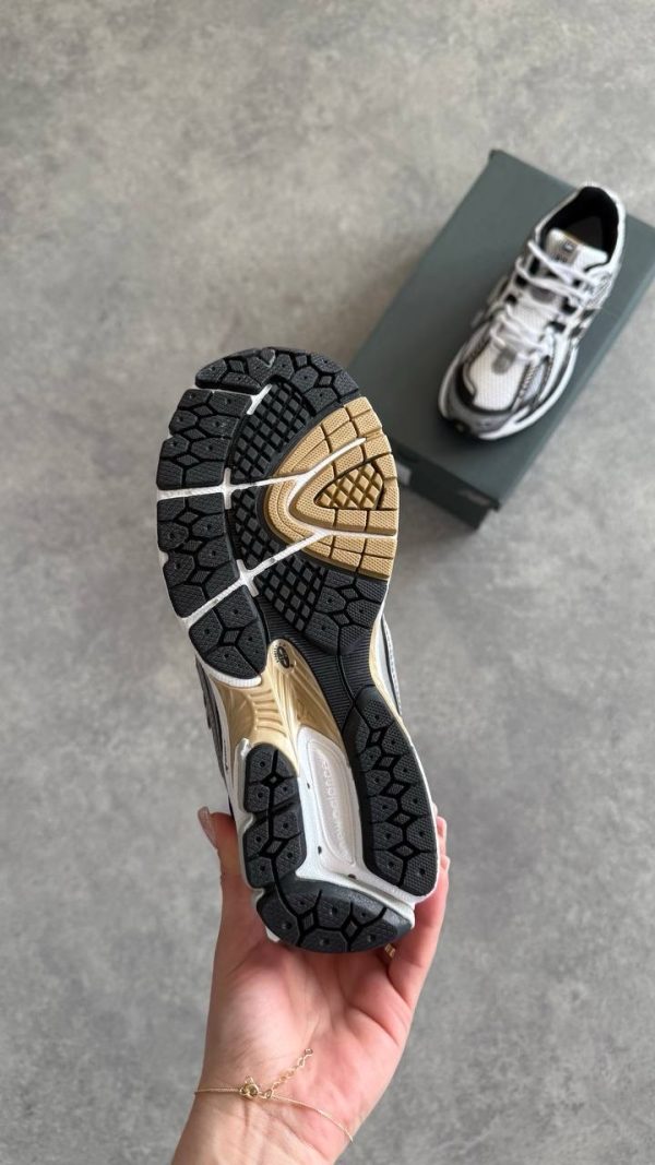 New Balance 1906 “Black Gold”