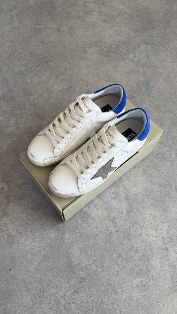 GOLDEN GOOSE
