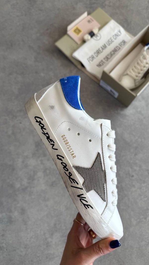 GOLDEN GOOSE