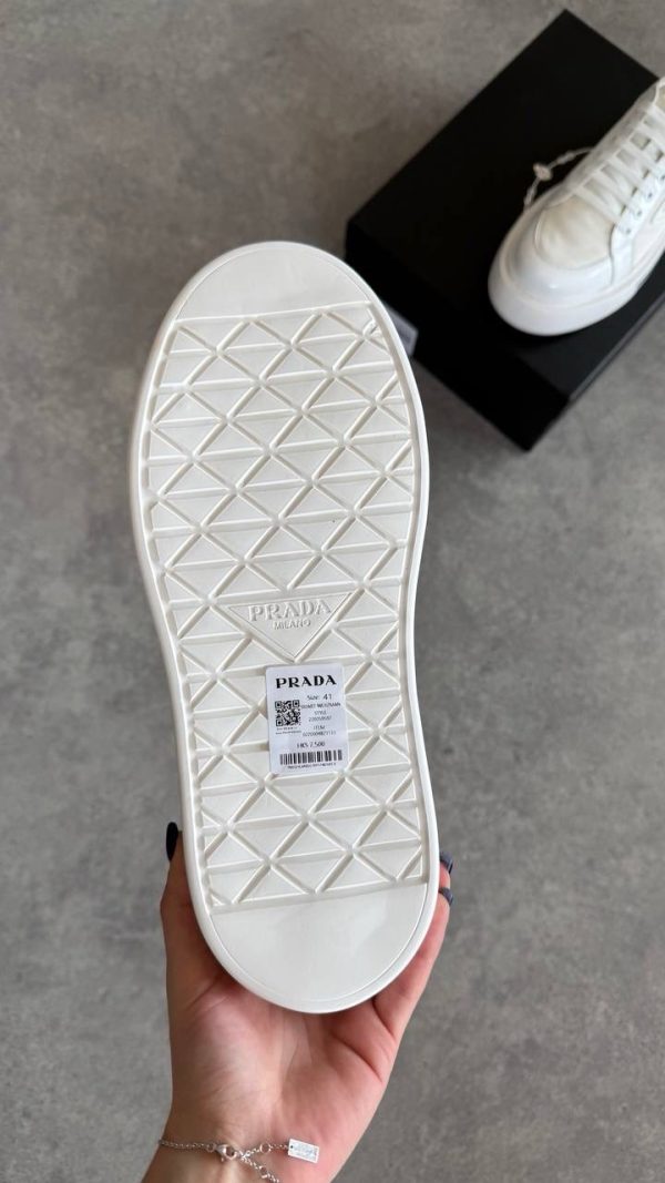 PRADA
