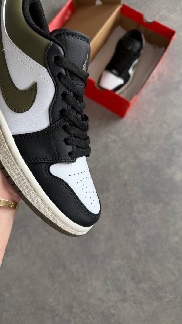 Air Jordan 1 Low  'black toe medium olive'