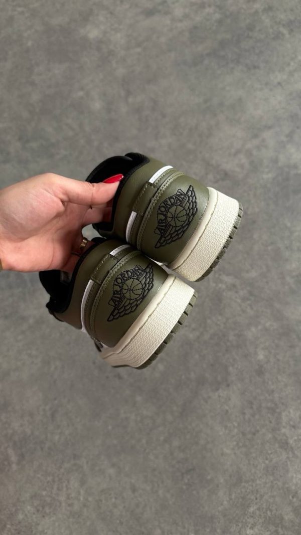 Air Jordan 1 Low  'black toe medium olive'
