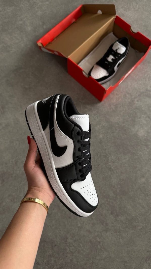 Air Jordan 1 Low "Black & White" Panda