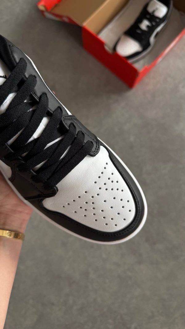 Air Jordan 1 Low "Black & White" Panda