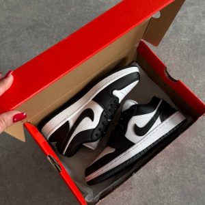 Air Jordan 1 Low "Black & White" Panda