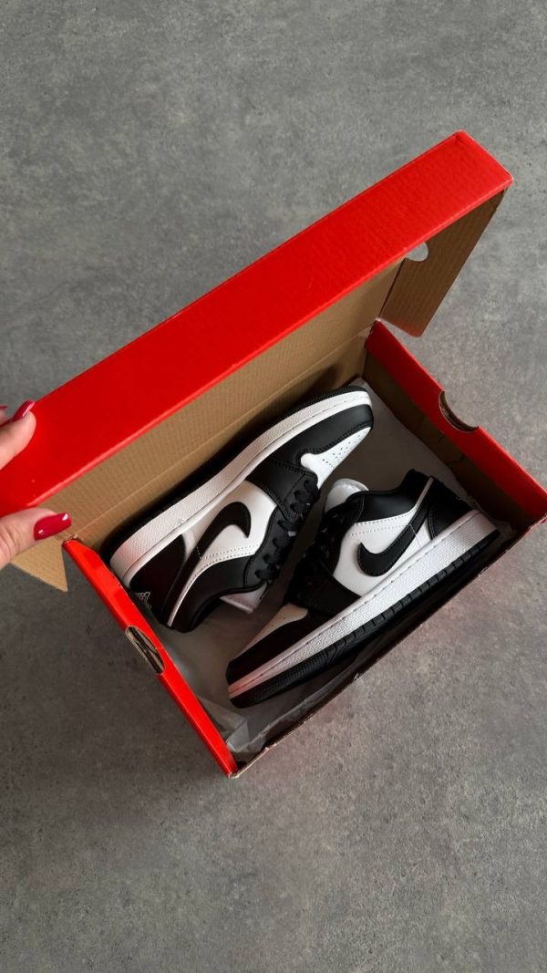 Air Jordan 1 Low "Black & White" Panda