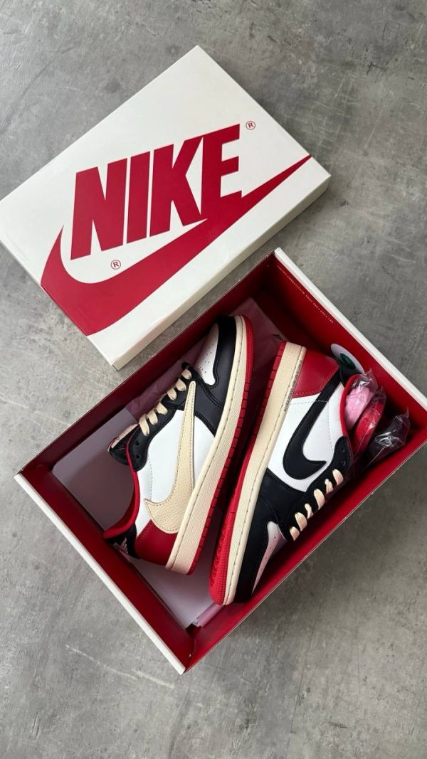 Air Jordan 1 Low OG x “Travis Scott” Black Red