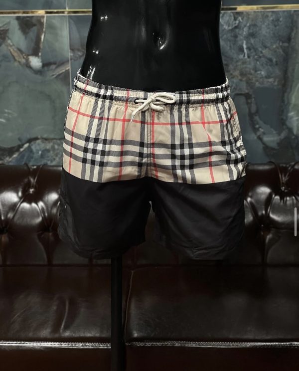 Burberry Deniz Şortu Siyah